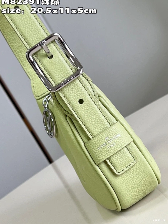 Mini LOUIS Moon VUITTON 0811